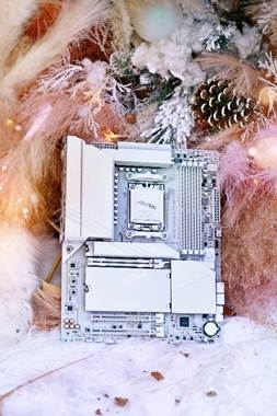 DDR5 C26低时序黑科技年度电竞大秀！雷克沙打造高校电竞性能标杆(图3)
