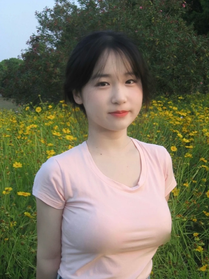 九游娱乐：西方最大胆人文艺术摄影