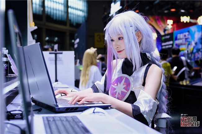 七彩虹BW2025硬核破圈次世代体验燃炸全场！(图6)