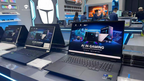 九游app：雷神科技首次亮相IFA中国电竞品牌走向世界舞台中央(图2)