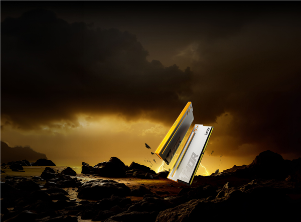 九游娱乐：全域掌控！雷克沙THOR RGB DDR5 雷神二代128GB套装发布 电竞、创作与AI全场景实力碾压