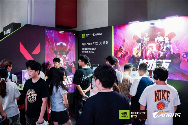 玩家齐赴技嘉AORUS DAY山城之约RTX 50“嘉”速营奏响电竞狂想曲(图11)