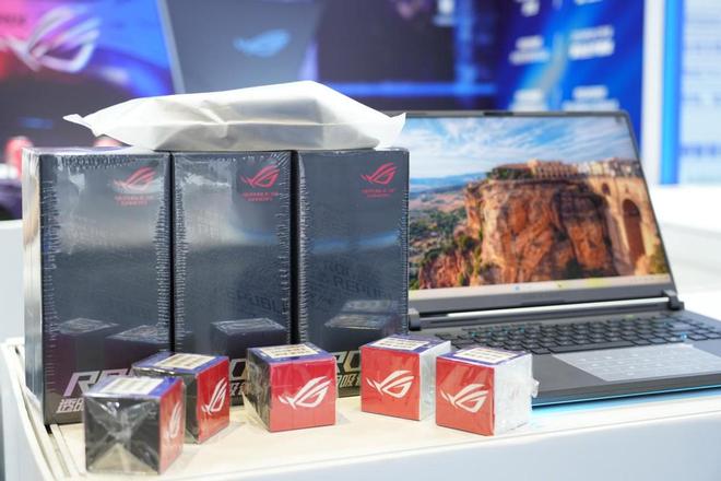 华硕亮相工博会ROG枪神9 PLUS重塑专业电竞本标杆