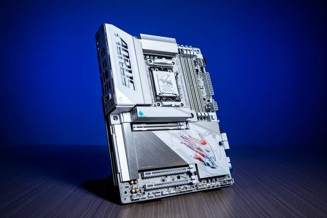 纯白旗舰新标杆!技嘉X870E X3D电竞冰雕主板性能首测(图5)
