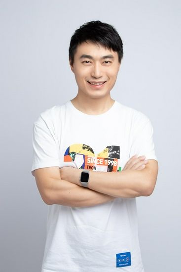 九游app：独家丨原生AI游戏《遥远行星：建造师》将于2025Q4上线试玩版制作人系原腾讯极光计划发行制作人