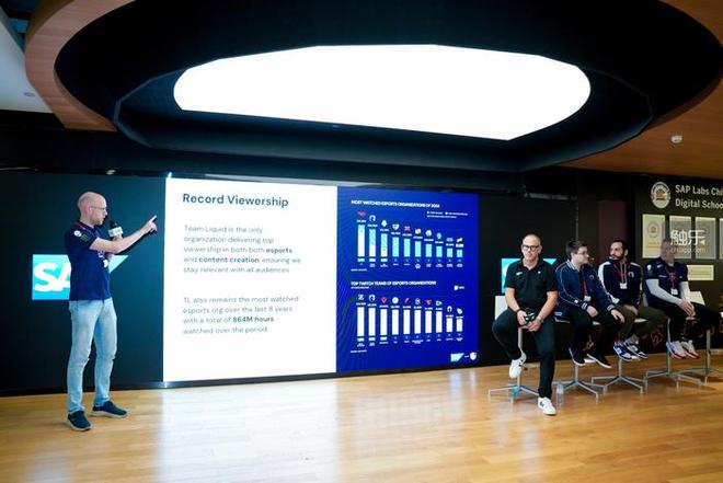 AI能帮你赢下一场电竞比赛吗？(图6)