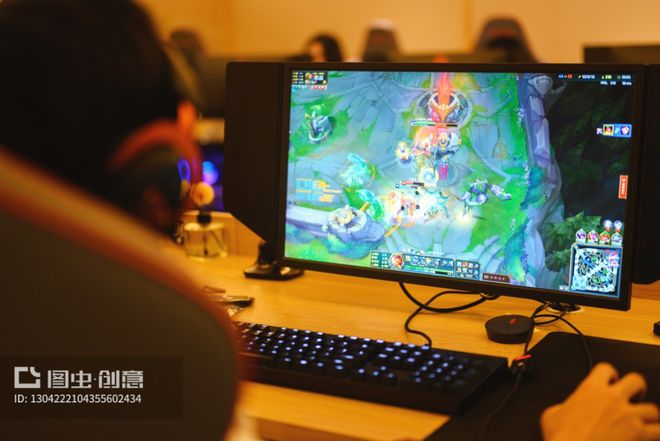 九游娱乐：中国最有钱最魔幻的行业正在起变化(图7)