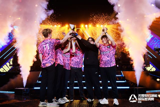 无畏契约年终狂欢福州落幕：国际战队夺冠全民电竞盛宴引爆全城(图2)