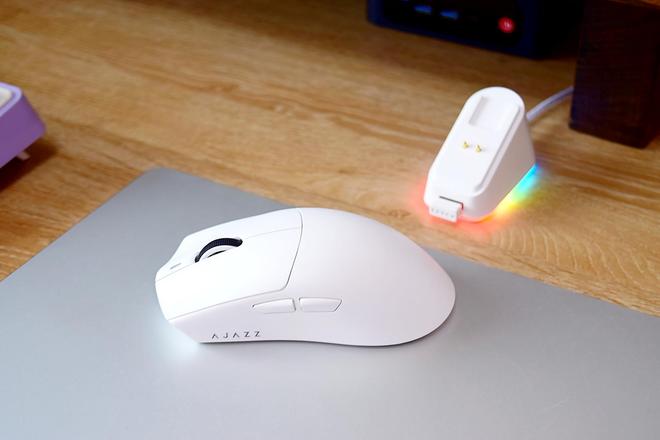 磁吸充电设计更适合中大手的轻量化三模电竞鼠标！(图18)