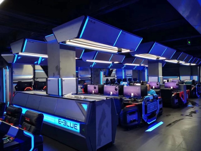 雷蛇毒蝰V4专业版鼠标即将发布：轻量化设计与强大性能引发关注