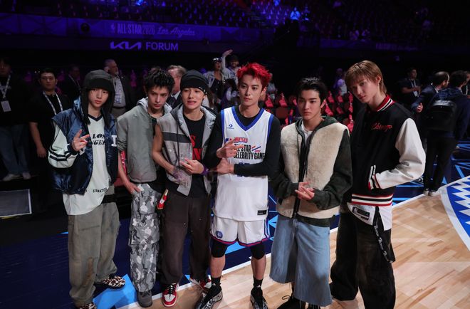 九游app：NBA全明星周末充满中国年味 杨瀚森王鹤棣闪耀赛场(图4)