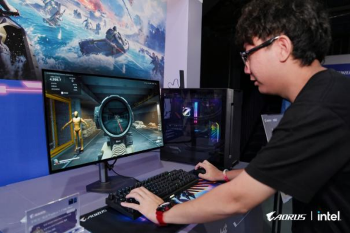 九游app：邂逅硬核科技奔赴热爱之约！技嘉AORUSDAY见证电竞与AI的无限可能(图3)